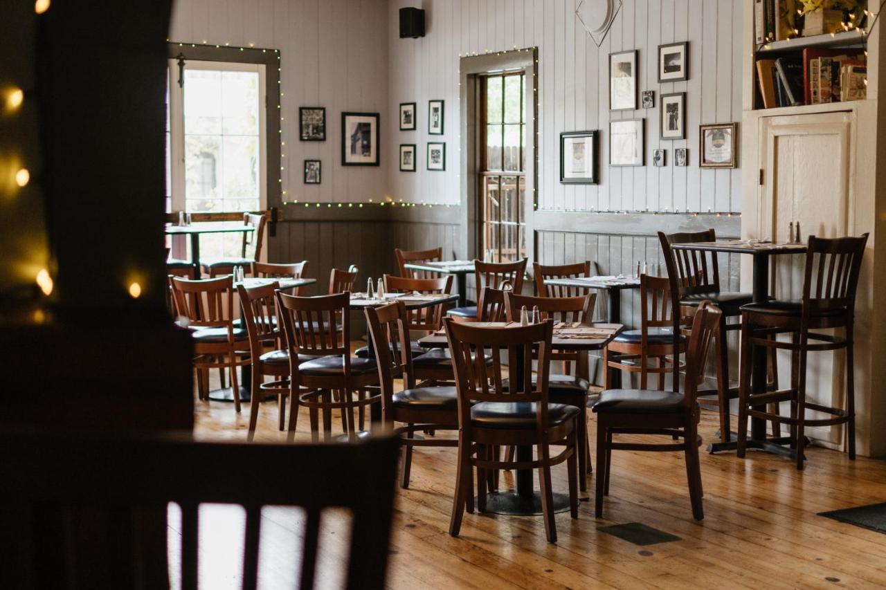 Volcano Union Inn And Pub Kültér fotó